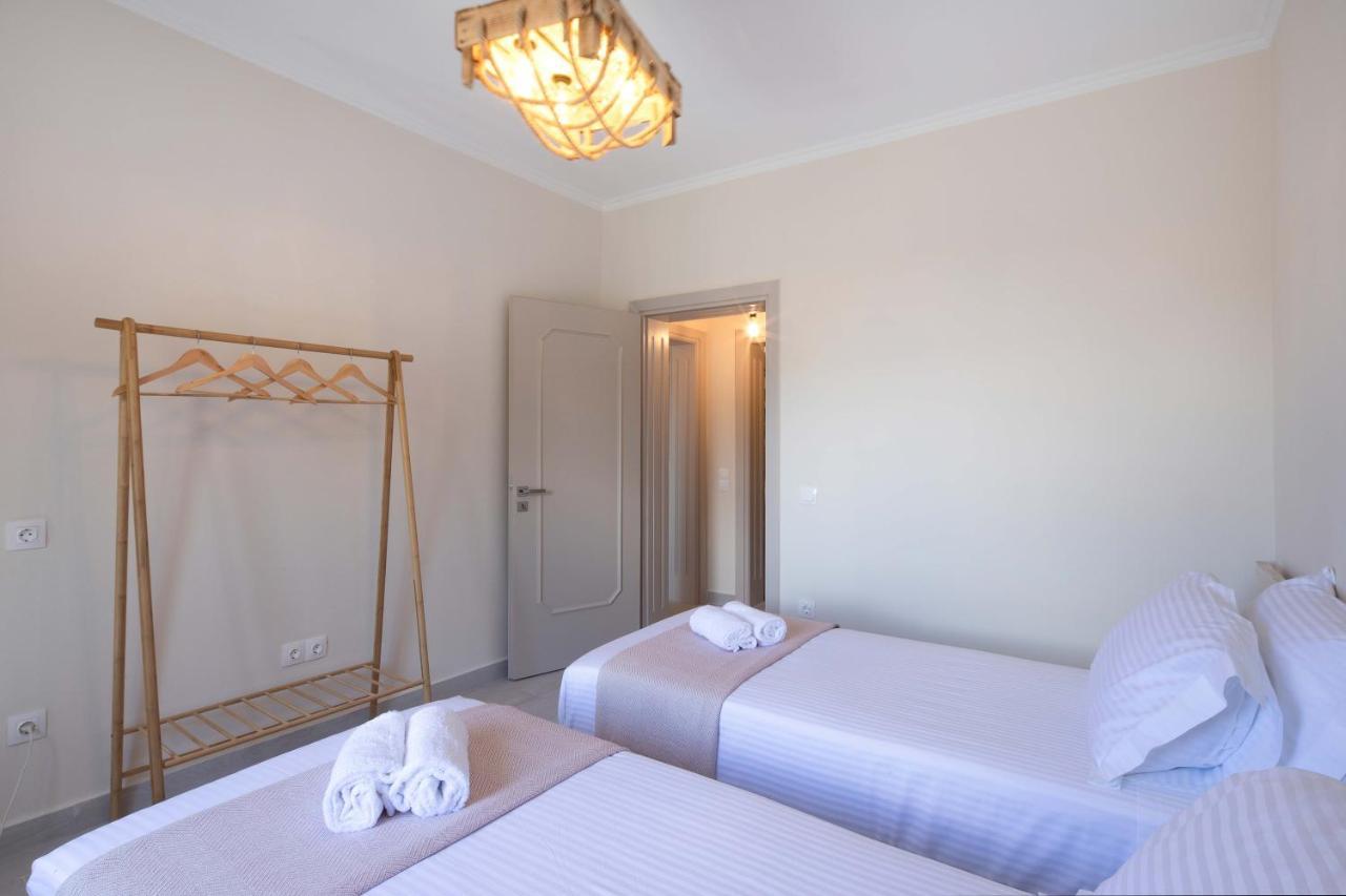 אצ'ארבי North Corfu Accommodation 1 מראה חיצוני תמונה