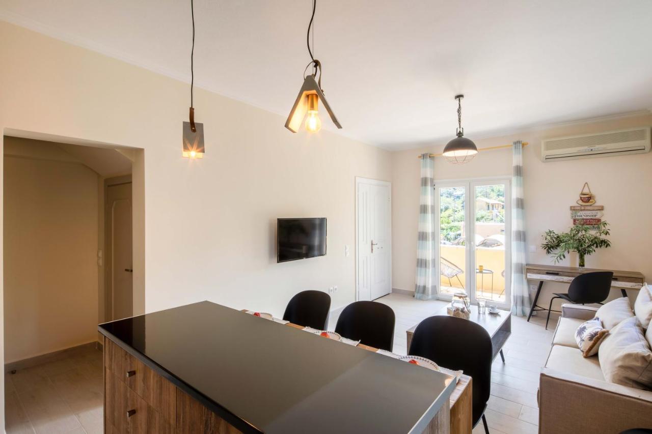 אצ'ארבי North Corfu Accommodation 1 מראה חיצוני תמונה