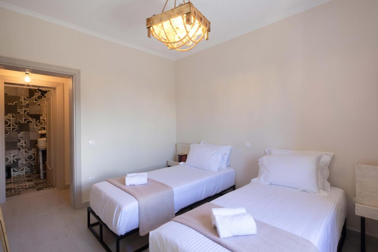 אצ'ארבי North Corfu Accommodation 1 מראה חיצוני תמונה